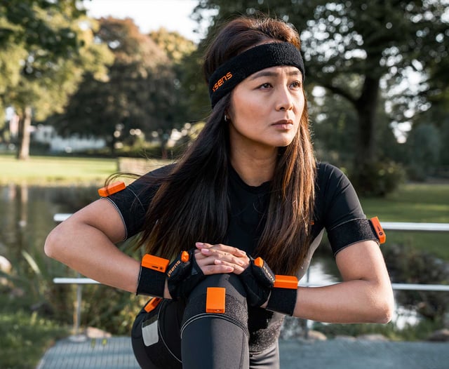 Mocap model doing a pose in park 