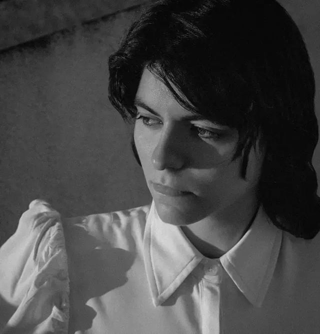 Elena Dimopoulou Headshot