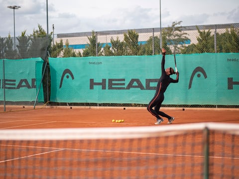 Enhancing the performance of Junior Pro Tennis Athletes with Xsens MVN Analyze