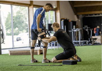 Automatic detection of motor stereotypies in Rett Syndrome using wearable sensors