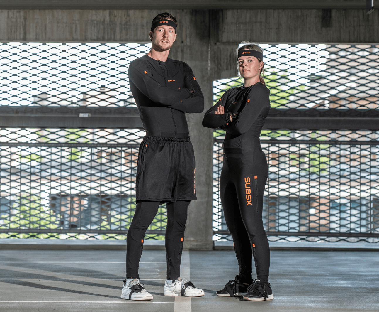 Next-Generation Xsens Link two actors in parking